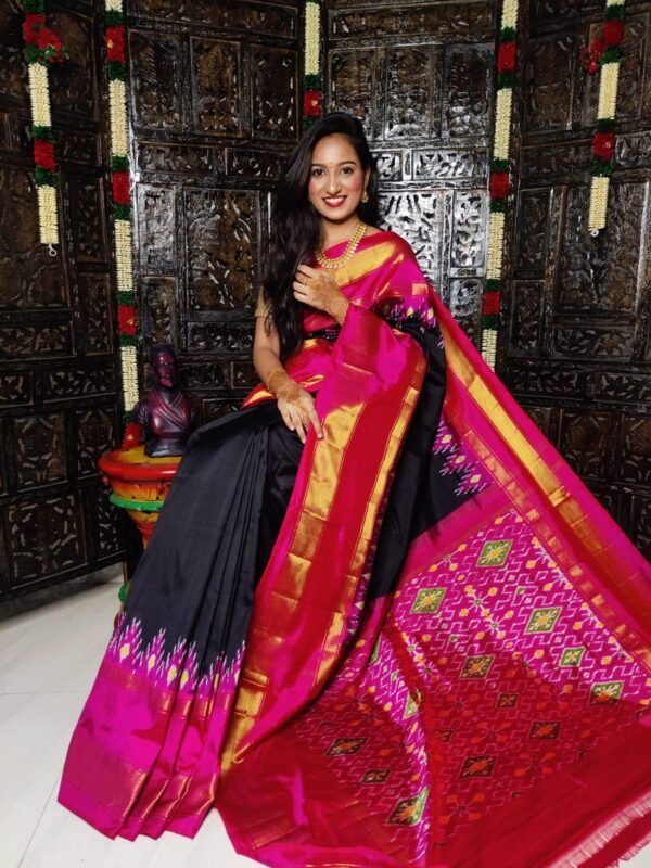 Pochampally-Ikkat-Silk-Saree-Black-and-Pink